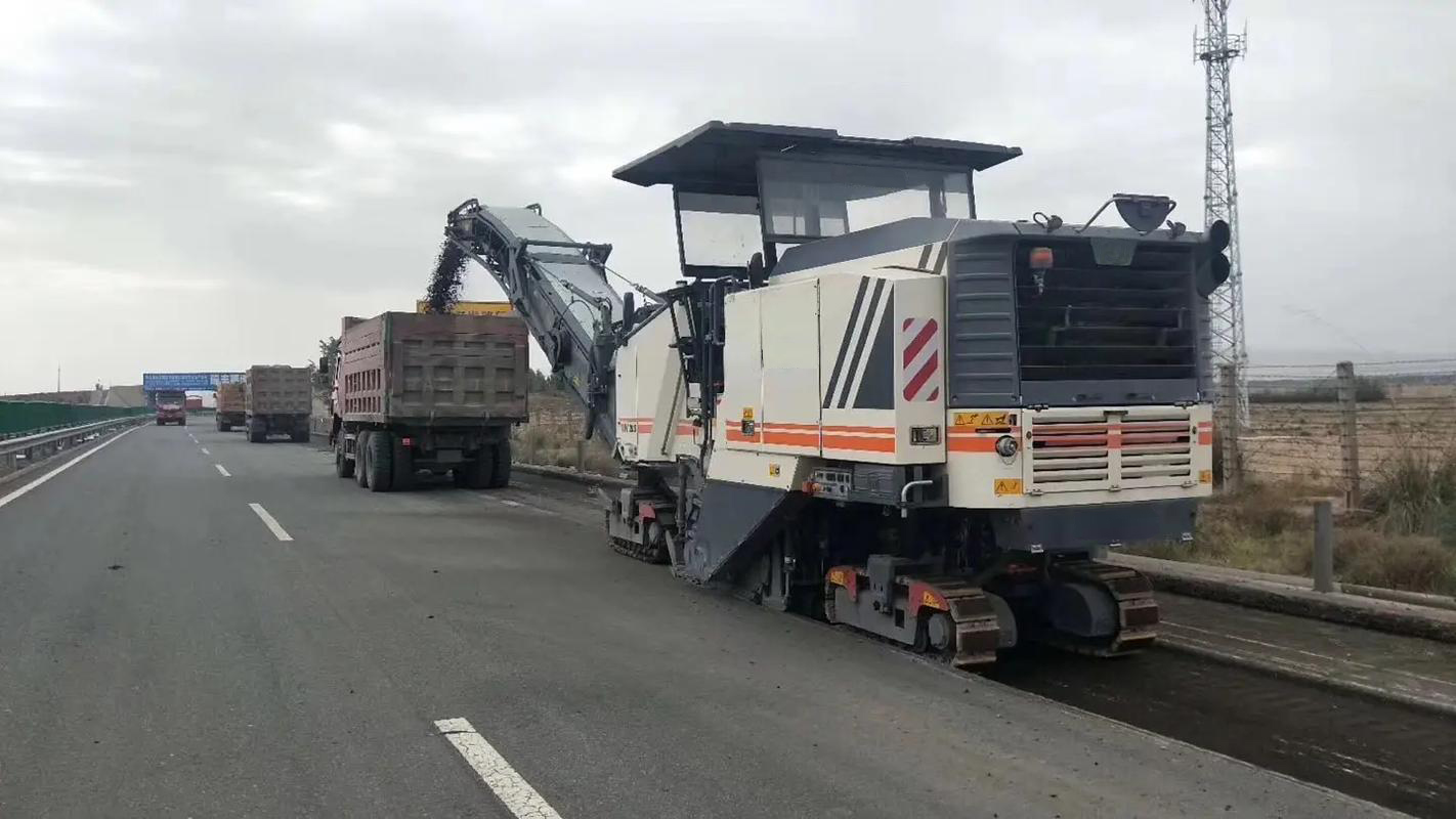 微信图片_20250828131910_914_403 微信图片_20250828131910_914_403