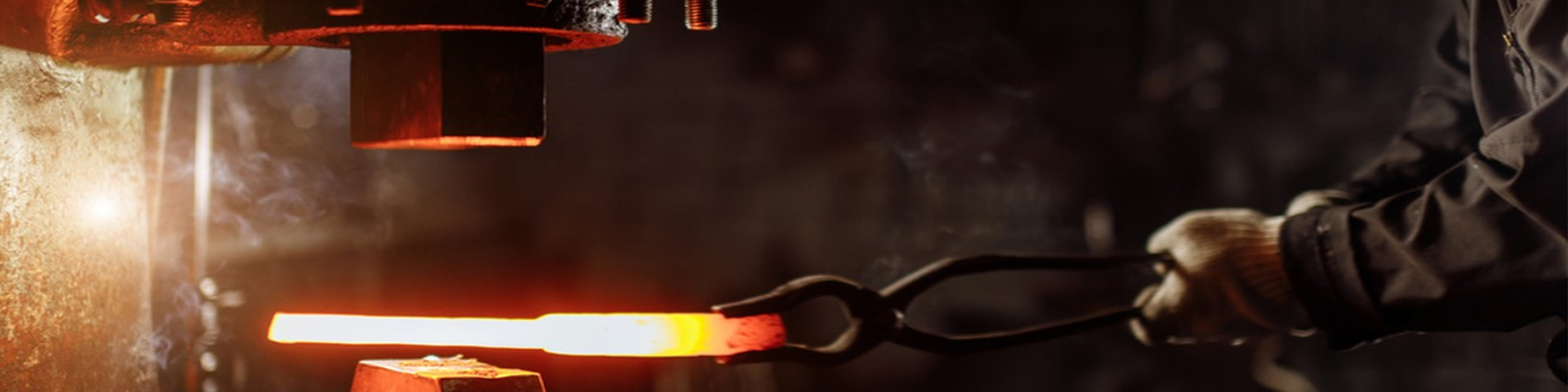 Materiales de fricción para equipos de forja y estampado.